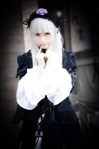 Rating: Safe Score: 0 Tags: 1girl 3d bangs black_skirt blurry_background closed_mouth hairband lolita_fashion long_hair long_sleeves looking_at_viewer skirt solo suigintou User: admin