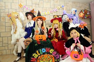 Rating: Safe Score: 0 Tags: 6+girls blonde_hair boots brown_hair candy dress food halloween hat jack-o'-lantern lollipop long_hair multiple_boys multiple_cosplay multiple_girls pumpkin sitting tagme User: admin