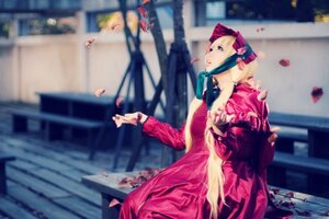 Rating: Safe Score: 0 Tags: 1girl 3d blonde_hair blurry blurry_background blurry_foreground bow building city depth_of_field dress indoors long_hair petals photo photo_background pink_dress shinku solo User: admin