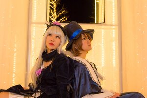 Rating: Safe Score: 0 Tags: 2girls back-to-back blonde_hair flower hat lips long_hair multiple_cosplay multiple_girls short_hair tagme upper_body User: admin