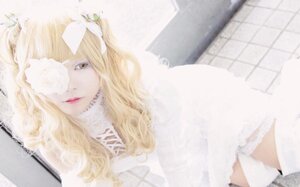 Rating: Safe Score: 0 Tags: 1girl bangs blonde_hair blurry flower kirakishou lips long_hair looking_at_viewer one_eye_covered red_lips solo upper_body User: admin