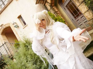 Rating: Safe Score: 0 Tags: 1girl blonde_hair blue_eyes choker dress flower hair_flower hair_ornament kirakishou lips long_hair solo white_dress white_hair User: admin