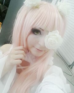 Rating: Safe Score: 0 Tags: 1girl bangs closed_mouth flower kirakishou lips looking_at_viewer photo smile solo white_hair User: admin