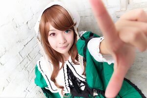 Rating: Safe Score: 0 Tags: 1girl blurry blurry_foreground brown_hair depth_of_field dress foreshortening green_dress heterochromia lips long_hair looking_at_viewer outstretched_arm reaching_out red_eyes smile solo suiseiseki User: admin