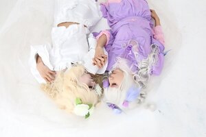 Rating: Safe Score: 0 Tags: 2girls 91076 blonde_hair closed_eyes dress flower hair_flower hair_ornament lips multiple_cosplay multiple_girls nail_polish tagme white_hair User: admin