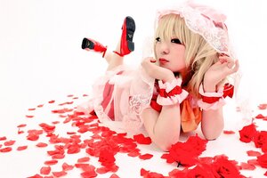 Rating: Safe Score: 0 Tags: 1girl blonde_hair dress hinaichigo lace lips lipstick makeup realistic red_lipstick solo striped wrist_cuffs User: admin
