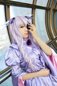 Rating: Safe Score: 0 Tags: 1girl barasuishou dress hair_ornament indoors long_hair solo white_dress yellow_eyes User: admin