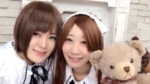 Rating: Safe Score: 0 Tags: 2girls brown_hair dog green_eyes grin heterochromia lips looking_at_viewer multiple_cosplay multiple_girls red_eyes siblings smile tagme tongue User: admin