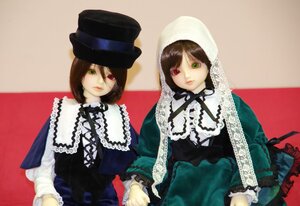 Rating: Safe Score: 0 Tags: 2girls brown_hair doll dress frills green_dress green_eyes hat heterochromia long_hair long_sleeves looking_at_viewer multiple_dolls multiple_girls red_eyes short_hair siblings sisters souseiseki suiseiseki tagme twins User: admin