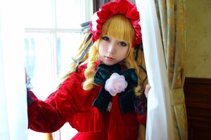 Rating: Safe Score: 0 Tags: 1girl bangs blonde_hair blue_eyes bonnet curtains dress lips long_hair long_sleeves looking_at_viewer red_dress shinku solo upper_body window User: admin