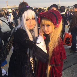 Rating: Safe Score: 0 Tags: 4girls 6+boys 6+girls blonde_hair hat lips long_hair looking_at_viewer multiple_boys multiple_cosplay multiple_girls smile tagme wings User: admin
