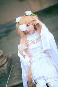 Rating: Safe Score: 0 Tags: 1girl blonde_hair blurry blurry_background depth_of_field dress flower hair_flower hair_ornament kirakishou lips long_hair photo solo twintails white_dress User: admin