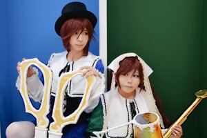 Rating: Safe Score: 0 Tags: 2girls brown_hair dress green_eyes hat multiple_cosplay multiple_girls siblings sisters souseiseki suiseiseki tagme twins User: admin