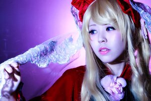 Rating: Safe Score: 0 Tags: 1girl blonde_hair blue_eyes choker lips lipstick long_hair looking_at_viewer makeup pale_skin realistic shinku solo teeth User: admin