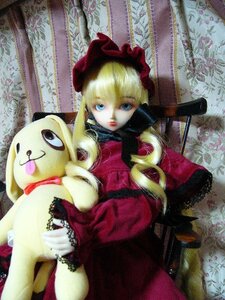 Rating: Safe Score: 0 Tags: 1girl blonde_hair blue_eyes bonnet bow dog doll dress long_hair long_sleeves looking_at_viewer red_dress shinku solo User: admin