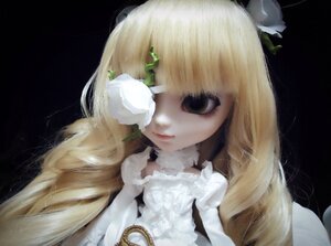 Rating: Safe Score: 0 Tags: 1girl bangs black_background blonde_hair brown_eyes closed_mouth doll hair_ornament kirakishou lips long_hair looking_at_viewer simple_background solo upper_body User: admin