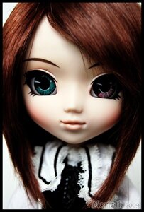 Rating: Safe Score: 0 Tags: 1girl bangs black_border border brown_hair closed_mouth doll letterboxed lips looking_at_viewer solo souseiseki User: admin