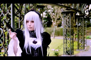 Rating: Safe Score: 0 Tags: 1girl bangs black_dress blurry closed_mouth depth_of_field dress flower hairband letterboxed long_hair long_sleeves looking_at_viewer puffy_sleeves red_eyes solo stained_glass suigintou upper_body User: admin