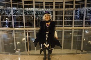 Rating: Safe Score: 0 Tags: boots hat indoors railing solo standing suigintou weapon white_hair User: admin
