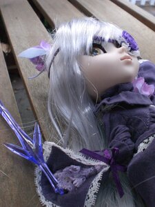 Rating: Safe Score: 0 Tags: 1girl bangs barasuishou bug butterfly closed_mouth doll insect lips long_hair solo yellow_eyes User: admin