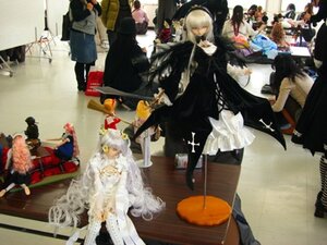 Rating: Safe Score: 0 Tags: 6+boys 6+girls artoria_pendragon_(all) doll dress multiple_boys multiple_dolls multiple_girls photo sword tagme weapon User: admin