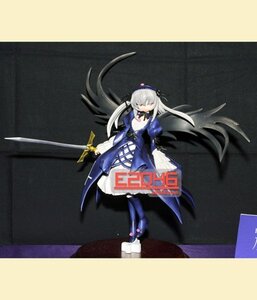Rating: Safe Score: 0 Tags: 1girl closed_eyes doll dress full_body hat holding_sword holding_weapon long_hair solo standing suigintou sword very_long_hair weapon white_hair wings User: admin
