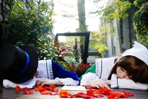 Rating: Safe Score: 0 Tags: brown_hair hat hat_removed long_hair lying multiple_cosplay on_stomach plant tagme top_hat tree witch_hat User: admin
