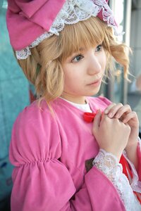 Rating: Safe Score: 0 Tags: 1girl auto_tagged bangs blonde_hair blurry blurry_background bow closed_mouth depth_of_field dress eyelashes hinaichigo lips long_sleeves outdoors puffy_sleeves realistic solo umbrella upper_body User: admin