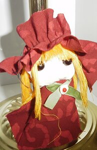 Rating: Safe Score: 0 Tags: 1girl black_eyes blonde_hair bow doll hat long_hair mob_cap no_humans red_dress shinku solo upper_body User: admin