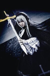 Rating: Safe Score: 0 Tags: 1girl dark hairband japanese_clothes kimono long_hair red_eyes solo suigintou sword weapon white_hair User: admin