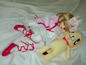 Rating: Safe Score: 0 Tags: 1girl bangs blonde_hair bow curtains doll dress drill_hair frills hina_ichigo hinaichigo lolita_fashion pantyhose red_footwear ribbon shoes sitting solo stuffed_animal white_legwear User: admin