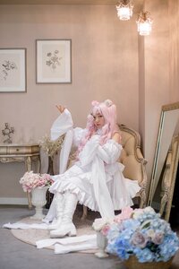 Rating: Safe Score: 0 Tags: 1girl bouquet bridal_veil dress flower hair_ornament kirakishou long_hair pink_hair rose sitting solo wedding_dress white_dress white_flower white_rose User: admin