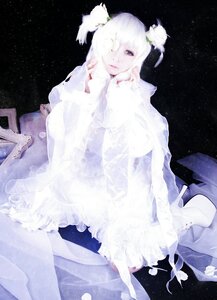 Rating: Safe Score: 0 Tags: 1girl blue_eyes bug butterfly dress hair_ornament hair_over_one_eye insect kirakishou sitting sky solo star_(sky) starry_sky white_dress white_hair white_theme User: admin