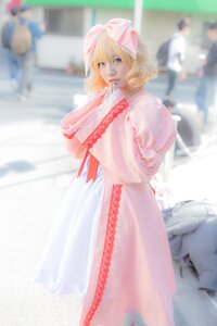 Rating: Safe Score: 0 Tags: alice_margatroid blonde_hair blurry blurry_background blurry_foreground bow capelet depth_of_field dress hat hinaichigo long_sleeves looking_at_viewer photo short_hair solo solo_focus standing User: admin