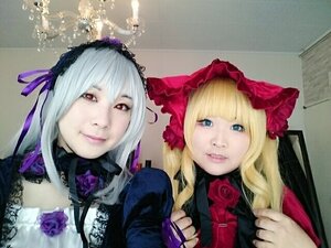 Rating: Safe Score: 0 Tags: 2girls blonde_hair blue_eyes bonnet flower frills lips long_hair looking_at_viewer multiple_cosplay multiple_girls red_eyes rose shinku silver_hair smile suigintou tagme User: admin