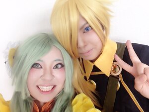 Rating: Safe Score: 0 Tags: 1boy blonde_hair blue_eyes hair_over_one_eye long_hair looking_at_viewer multiple_cosplay smile tagme teeth v User: admin