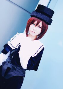 Rating: Safe Score: 0 Tags: 1girl brown_hair capelet closed_mouth hat long_sleeves looking_at_viewer red_eyes shirt short_hair solo souseiseki User: admin