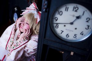 Rating: Safe Score: 0 Tags: 1girl blonde_hair blood closed_eyes hair_ribbon hands_on_own_face hinaichigo ribbon short_hair solo User: admin