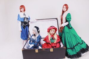 Rating: Safe Score: 0 Tags: 4girls blue_eyes bow braid dress green_dress green_eyes grey_background hat long_hair long_sleeves looking_at_viewer multiple_cosplay multiple_girls red_hair ribbon short_hair simple_background sitting solo_braid standing tagme weapon wide_sleeves User: admin