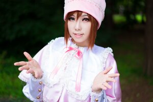 Rating: Safe Score: 0 Tags: 1girl 3d auto_tagged blurry brown_hair frills hat lips long_sleeves looking_at_viewer outdoors realistic short_hair smile solo souseiseki upper_body User: admin