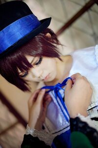 Rating: Safe Score: 0 Tags: 1girl 3d blurry depth_of_field hat lips long_sleeves nagato_yuki photo realistic ribbon short_hair solo souseiseki User: admin