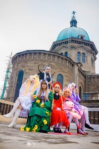 Rating: Safe Score: 0 Tags: 6+boys ahoge blonde_hair brown_hair dress flower long_hair multiple_boys multiple_cosplay multiple_girls tagme User: admin
