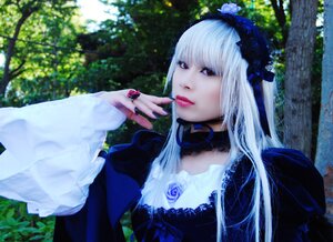 Rating: Safe Score: 0 Tags: 1girl 3d bangs choker dress hairband lips long_hair long_sleeves nail_polish red_eyes solo suigintou tree upper_body User: admin