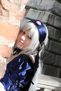 Rating: Safe Score: 0 Tags: 1girl 3d auto_tagged blurry blurry_background blurry_foreground closed_eyes closed_mouth depth_of_field hairband jewelry lips photo photorealistic solo suigintou User: admin