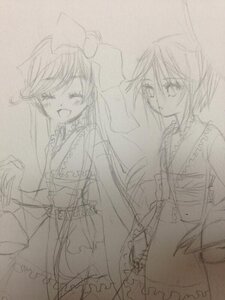 Rating: Safe Score: 0 Tags: 2girls bow closed_eyes dress frills greyscale hair_bow image long_hair long_sleeves monochrome multiple_girls open_mouth reiuji_utsuho sketch smile solo suiseiseki traditional_media User: admin