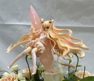 Rating: Safe Score: 0 Tags: 1girl blonde_hair boots cross-laced_footwear doll dress flower frills hair_ornament kirakishou knee_boots lace-up_boots long_hair sitting solo very_long_hair User: admin