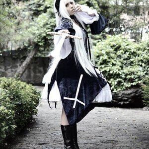 Rating: Safe Score: 0 Tags: 1girl 3d dress flower hat long_hair long_sleeves outdoors solo standing suigintou tree white_hair User: admin