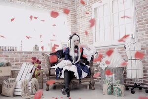 Rating: Safe Score: 0 Tags: 1girl black_legwear boots dress long_hair petals rifle silver_hair sitting solo suigintou User: admin