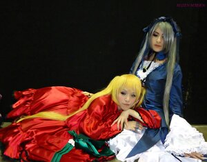 Rating: Safe Score: 0 Tags: 2girls black_background blonde_hair dress lips long_hair long_sleeves looking_at_viewer multiple_cosplay multiple_girls red_dress siblings sisters tagme twins wide_sleeves User: admin