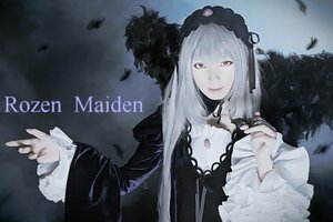 Rating: Safe Score: 0 Tags: 1girl bird black_dress black_feathers closed_mouth dress feathers flower gothic_lolita hairband lolita_fashion lolita_hairband long_hair long_sleeves looking_at_viewer red_eyes ribbon rose silver_hair solo suigintou upper_body User: admin